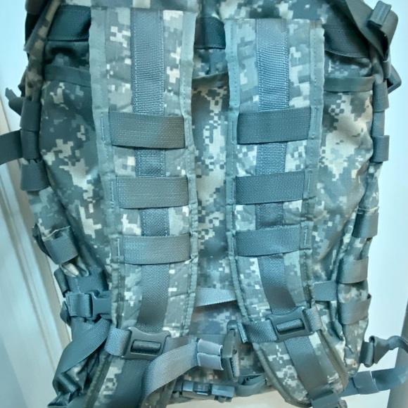 US Army Camo Backpack Molle II 3-Day  BugOut/Hunt - Picture 3 of 8